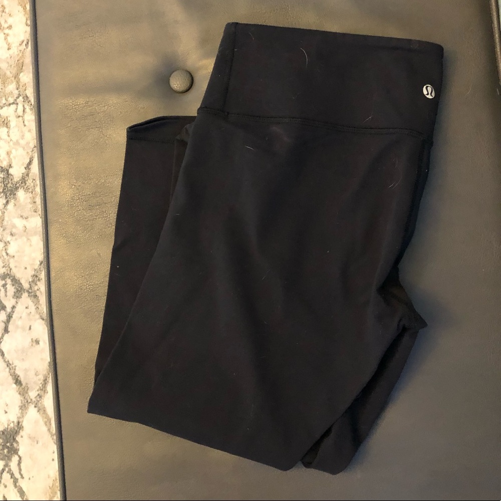 Lululemon Wunder Under Crops